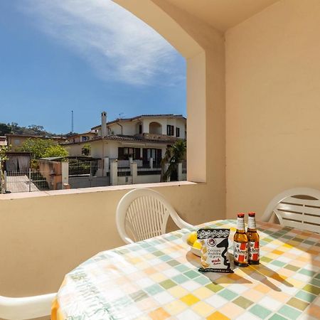 Casa A Due Passi Dal Mare Apartman Àrbatax Kültér fotó