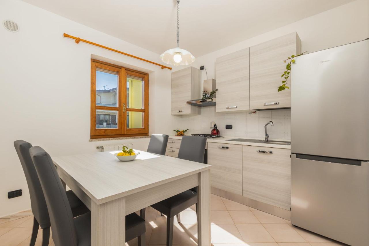 Casa A Due Passi Dal Mare Apartman Àrbatax Kültér fotó
