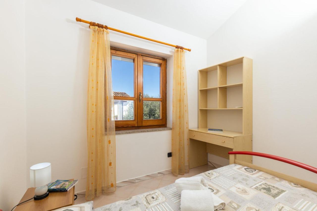 Casa A Due Passi Dal Mare Apartman Àrbatax Kültér fotó
