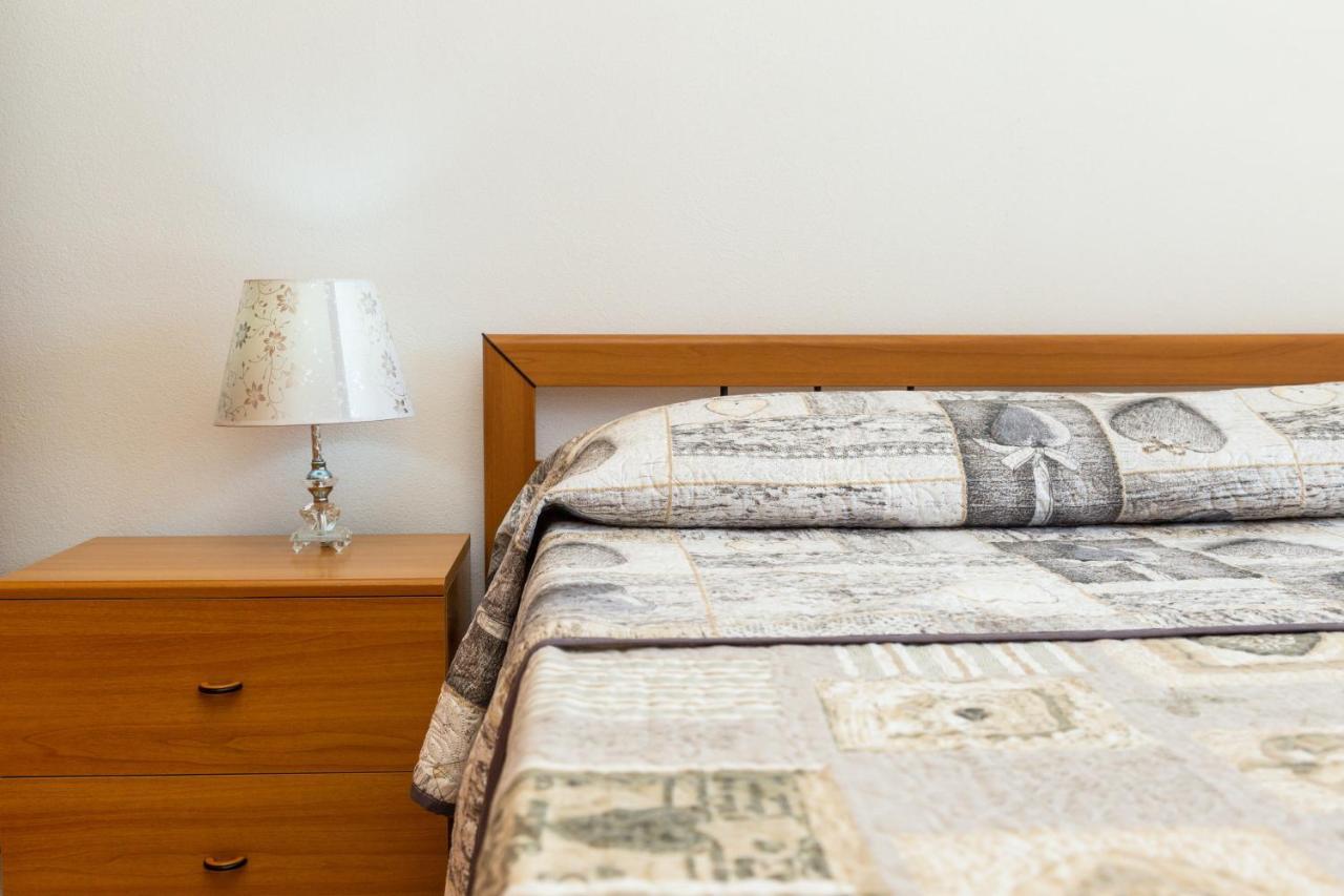Casa A Due Passi Dal Mare Apartman Àrbatax Kültér fotó